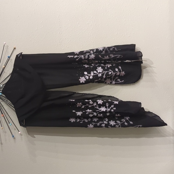 Jessica McClintock Sheer Scarf Wrap Shoulder Cover Floral Bedazzled Blac… - Picture 1 of 8